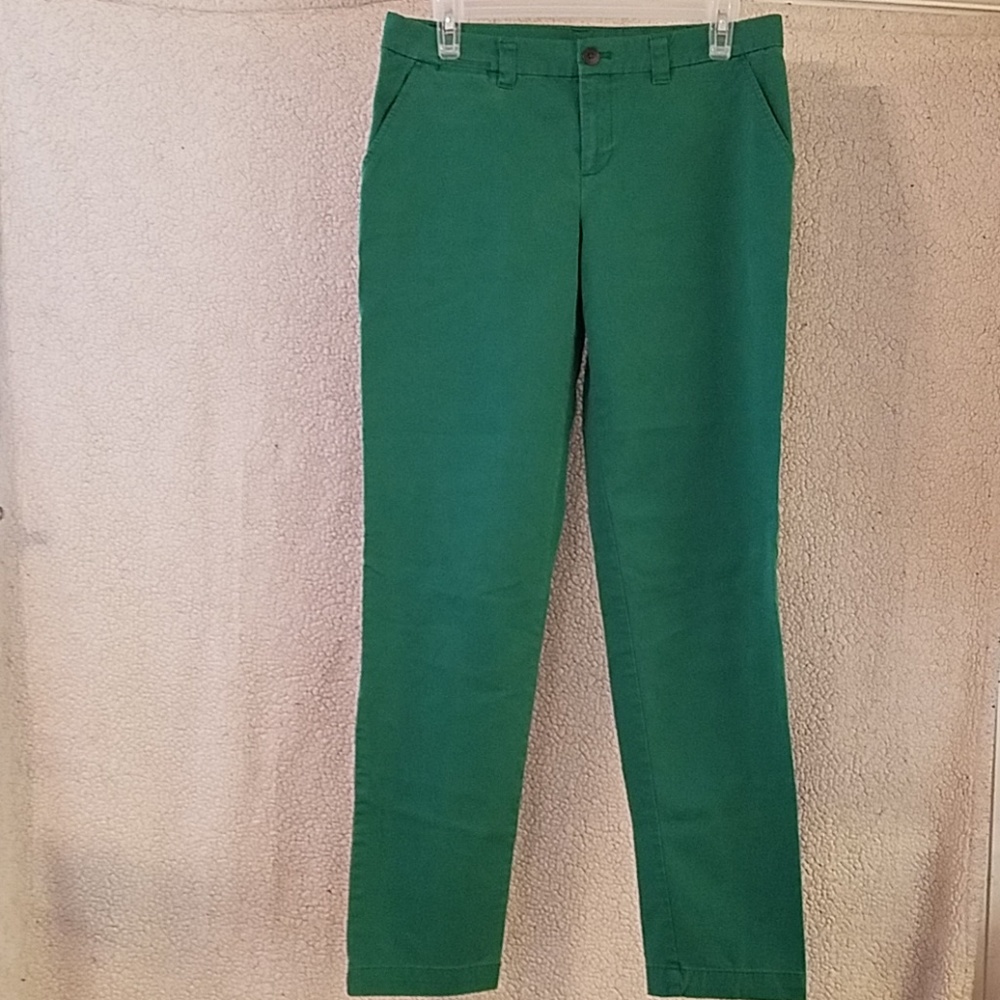 Old Navy Green Slacks. 8